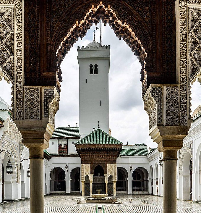 Al_Qaraouiyine Universität Tor und Minarett